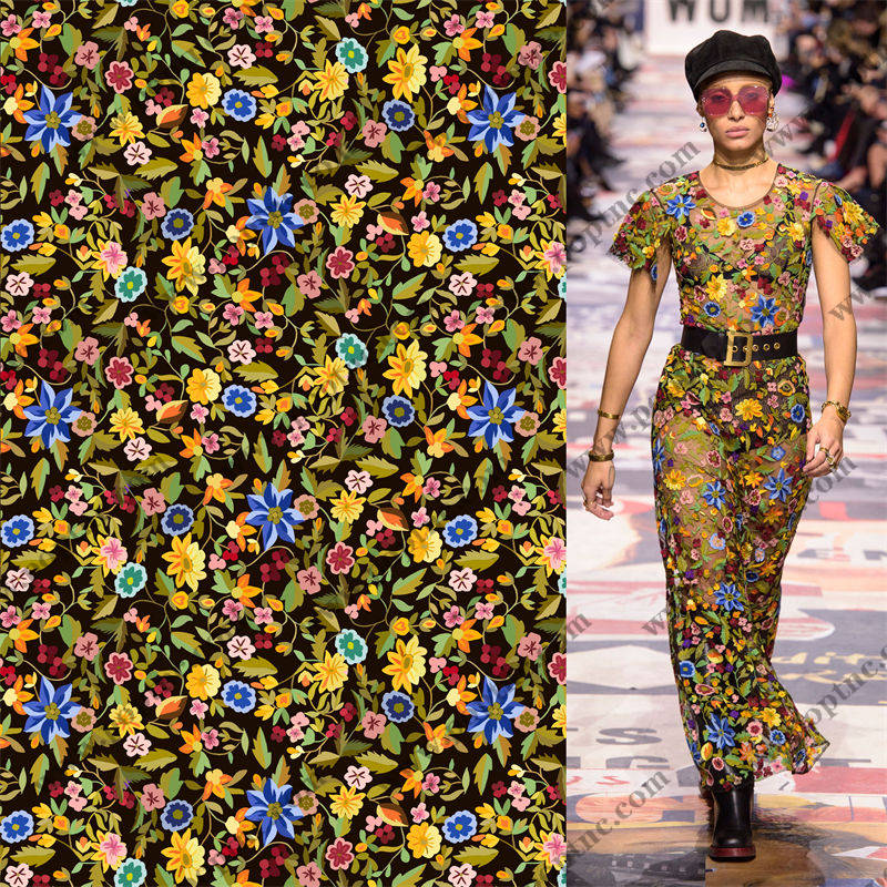 探索时尚前沿:多彩花卉面料印花服装的潮流魅力