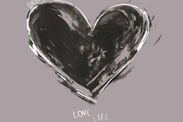 时尚艺术裁片印花服装:手绘爱心与生活之爱