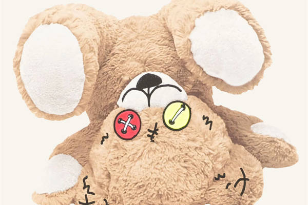 可爱卡通裁片印花服装，展现个性时尚风格