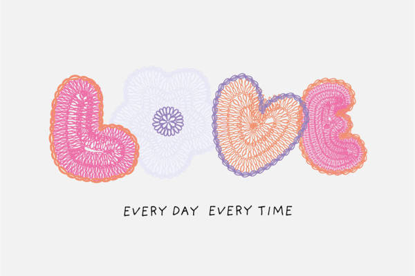 每日每时的温馨：多彩心形裁片印花服装