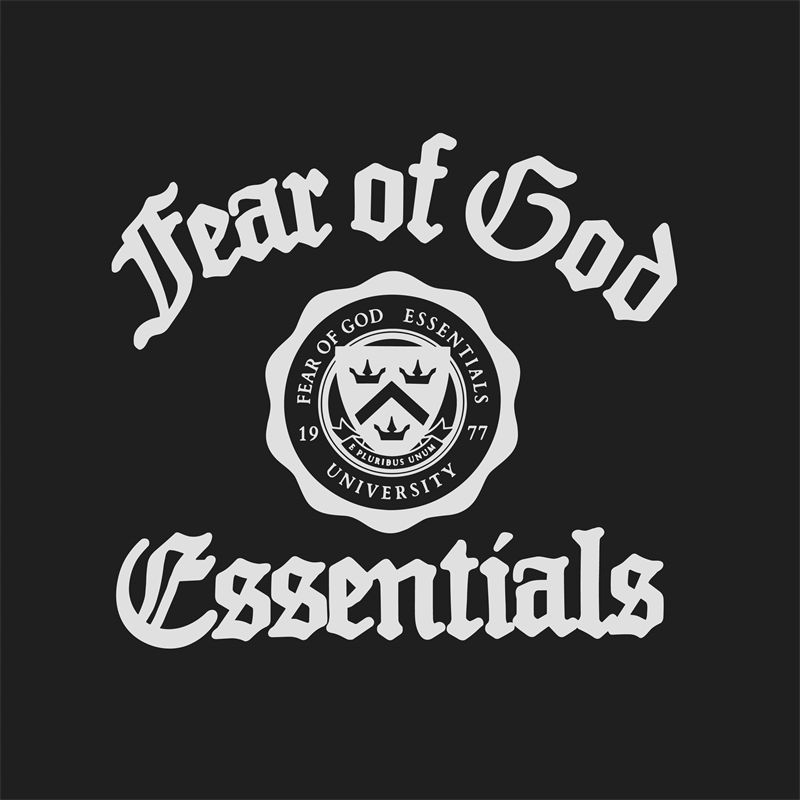 探索经典与现代融合的裁片印花服装：Fear of God Essentials