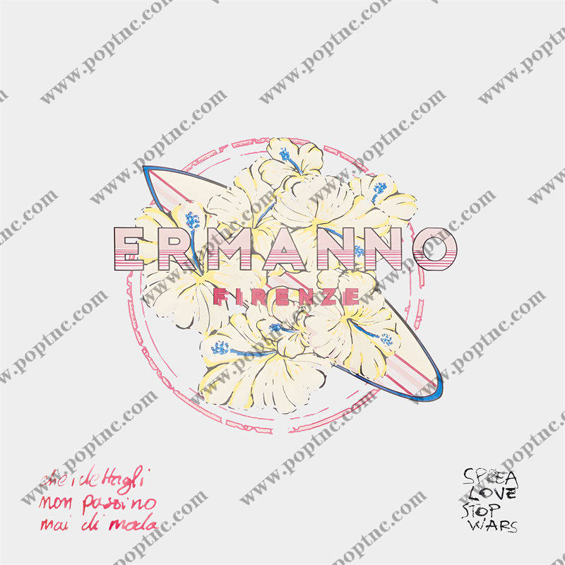 时尚艺术风格裁片印花服装 展现个性与品味