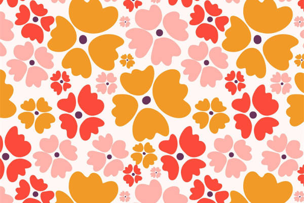 春日暖阳下的花卉面料印花服装，展现自然之美