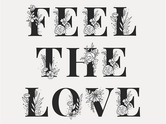 感受爱的力量:花卉与字母结合的服装印花设计