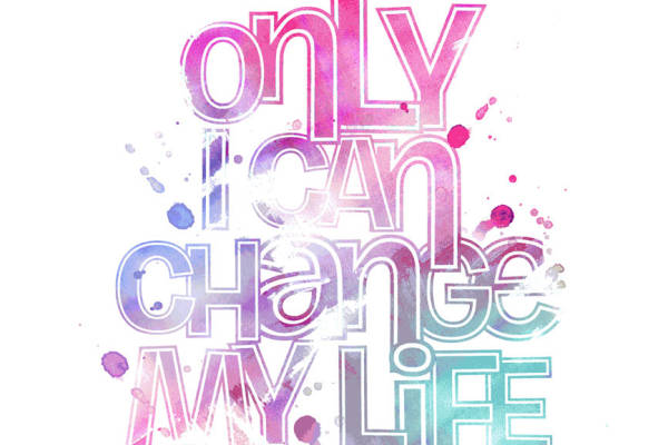 励志裁片印花服装：'Only I Can Change My Life'的时尚宣言