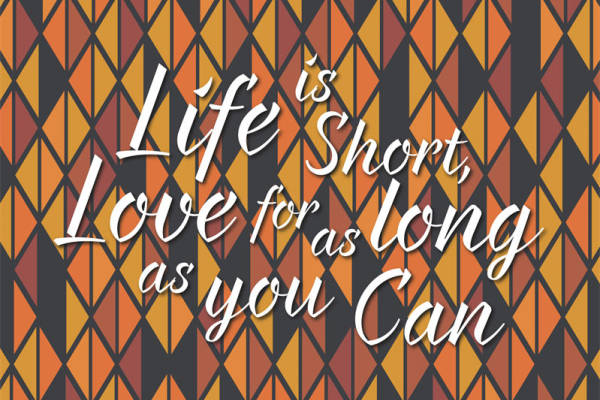 时尚生活格言裁片印花服装:尽情享受每一刻