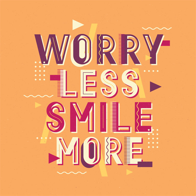 时尚裁片印花服装：'Worry Less, Smile More'激励人心设计