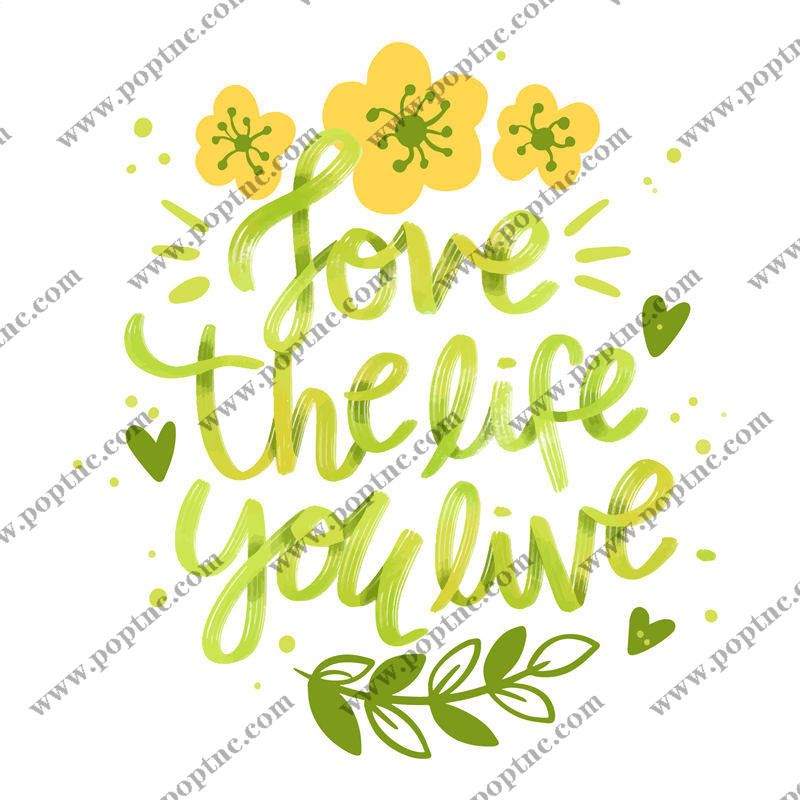 清新自然风格裁片印花服装,享受你的生活每一天