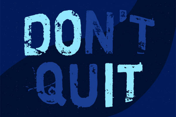 励志裁片印花服装：永不放弃的时尚宣言