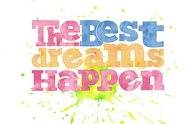 梦幻多彩裁片印花服装，激发无限创意与活力