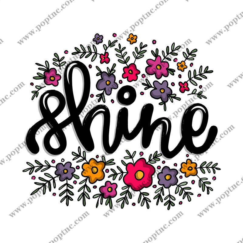 活力四射的花卉裁片印花服装,点亮你的时尚生活