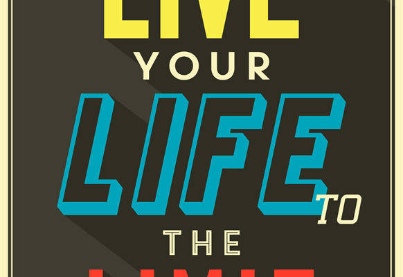 活力无限：将生活推向极致的裁片印花服装