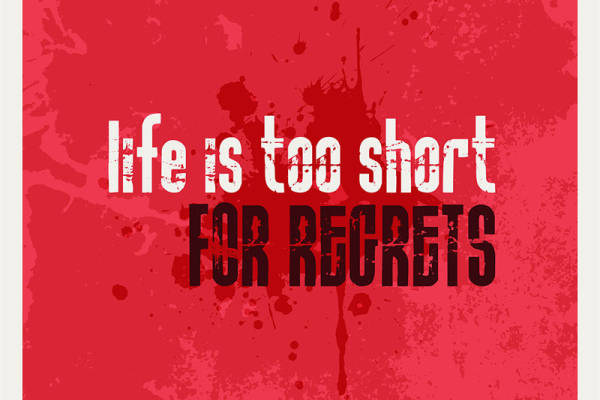 激励人心的裁片印花服装：生活短暂，不留遗憾