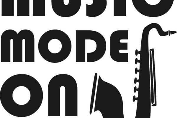 音乐主题裁片印花，打造个性服装