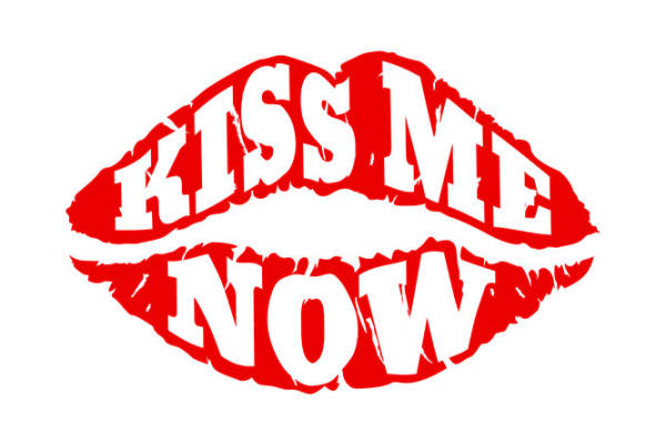 浪漫红唇印纹：服装印花裁片设计灵感