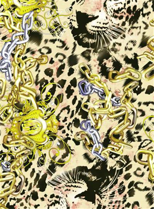 奢华豹纹与金属链条交织的面料印花设计
