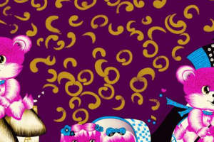 梦幻紫调卡通面料印花素材 粉色泰迪熊主题服装印花设计